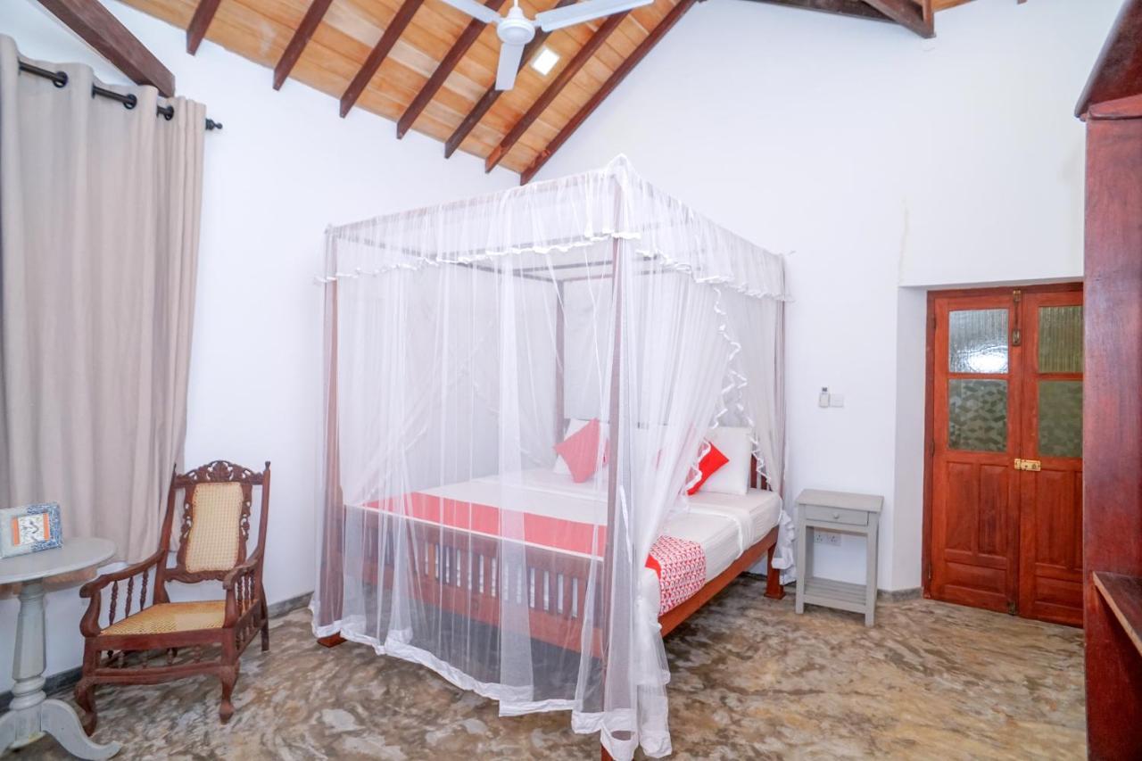 Antique Ceylon Villa Ahangama Eksteriør bilde