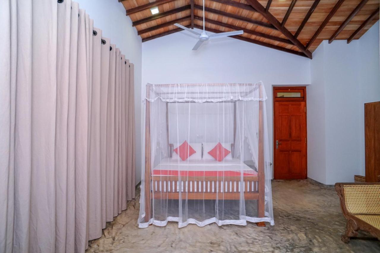 Antique Ceylon Villa Ahangama Eksteriør bilde